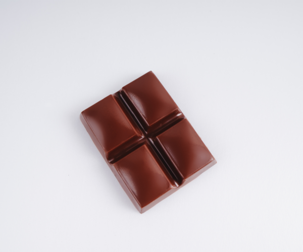 Molde de alta calidad para hacer tus propias tabletas de chocolate de 10 gramos.