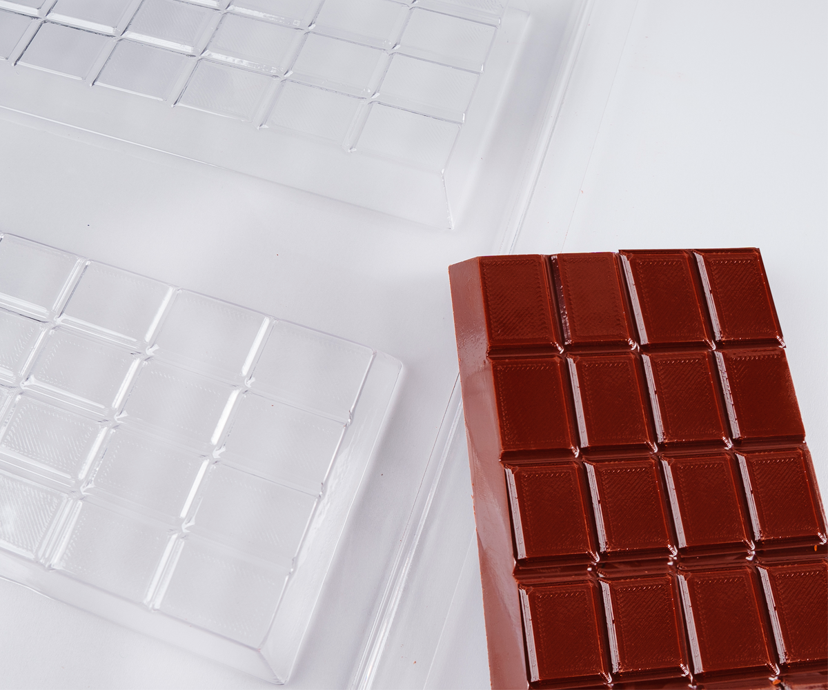 Molde de alta calidad para hacer tus propias tabletas de chocolate de 180 gramos.